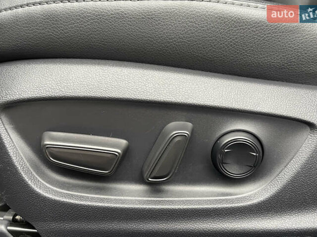 Черный Тойота Камри, объемом двигателя 2.5 л и пробегом 52 тыс. км за 27800 $, фото 23 на Automoto.ua