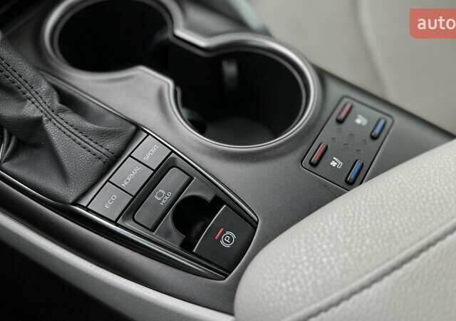 Черный Тойота Камри, объемом двигателя 3.46 л и пробегом 60 тыс. км за 38000 $, фото 37 на Automoto.ua