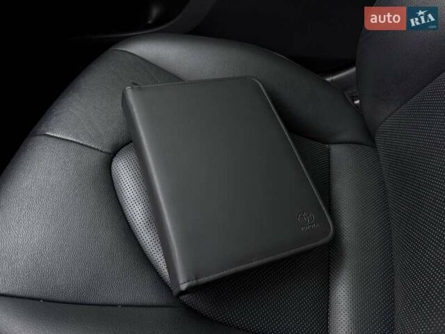 Черный Тойота Камри, объемом двигателя 2.49 л и пробегом 48 тыс. км за 33000 $, фото 71 на Automoto.ua