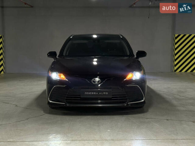 Черный Тойота Камри, объемом двигателя 2.5 л и пробегом 108 тыс. км за 22000 $, фото 1 на Automoto.ua