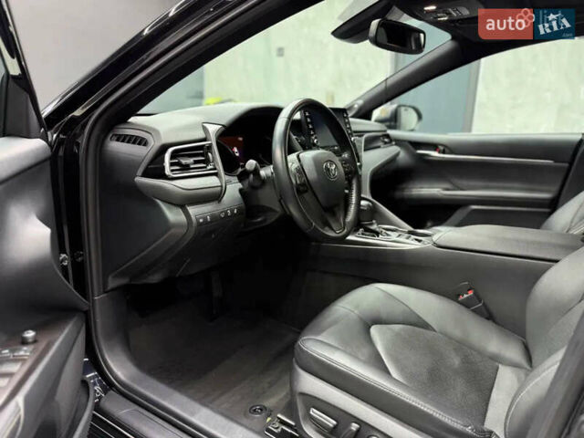 Чорний Тойота Камрі, об'ємом двигуна 2.49 л та пробігом 100 тис. км за 25000 $, фото 4 на Automoto.ua