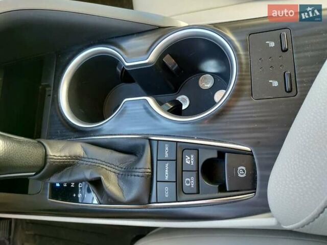 Чорний Тойота Камрі, об'ємом двигуна 2.49 л та пробігом 152 тис. км за 26900 $, фото 3 на Automoto.ua