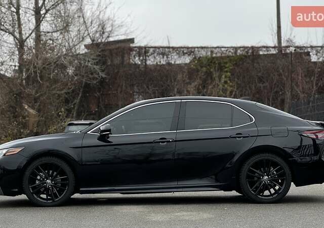 Черный Тойота Камри, объемом двигателя 3.46 л и пробегом 60 тыс. км за 38000 $, фото 4 на Automoto.ua