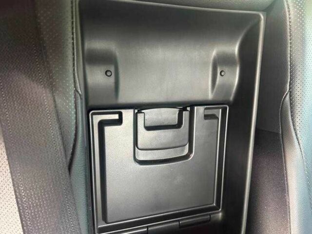 Черный Тойота Камри, объемом двигателя 0 л и пробегом 118 тыс. км за 16600 $, фото 21 на Automoto.ua