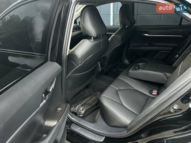 Черный Тойота Камри, объемом двигателя 2.5 л и пробегом 57 тыс. км за 23700 $, фото 51 на Automoto.ua