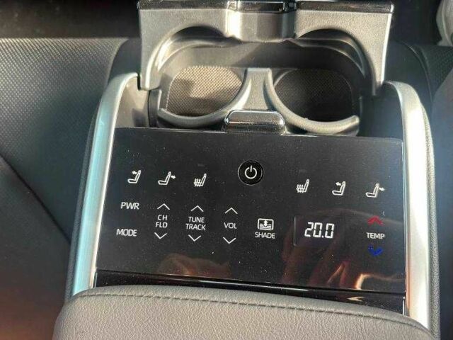 Черный Тойота Камри, объемом двигателя 0 л и пробегом 118 тыс. км за 16600 $, фото 20 на Automoto.ua