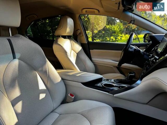 Черный Тойота Камри, объемом двигателя 2.5 л и пробегом 75 тыс. км за 35690 $, фото 39 на Automoto.ua