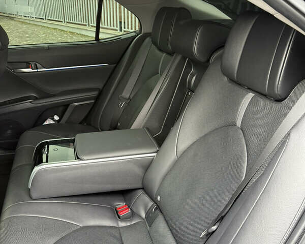 Черный Тойота Камри, объемом двигателя 2.49 л и пробегом 26 тыс. км за 41000 $, фото 6 на Automoto.ua