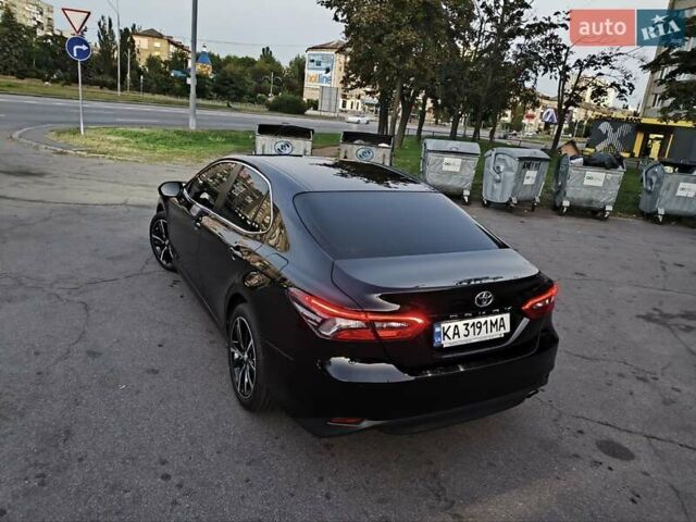 Тойота Камри 2022 в Киеве на Automoto.ua Черный Тойота Камри, объемом двигателя 2.49 л и пробегом 37 тыс. км за 28300 $, фото 2 на Automoto.ua