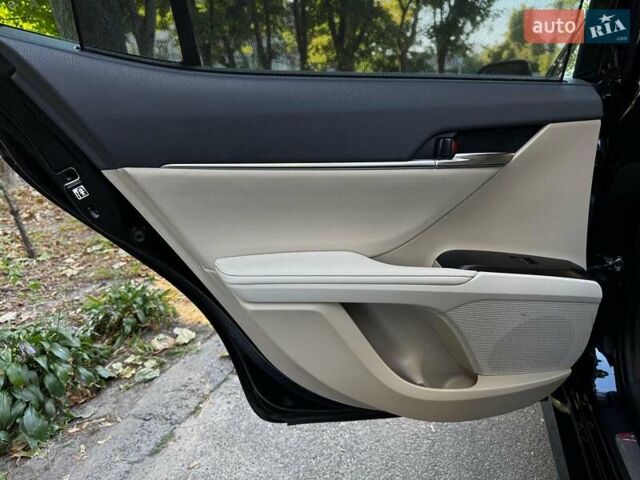 Черный Тойота Камри, объемом двигателя 2.5 л и пробегом 75 тыс. км за 35690 $, фото 26 на Automoto.ua