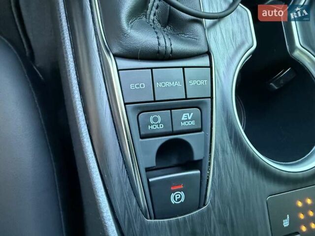 Тойота Камри 2022 в Киеве на Automoto.ua Черный Тойота Камри, объемом двигателя 2.49 л и пробегом 23 тыс. км за 37000 $, фото 32 на Automoto.ua