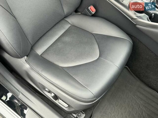 Черный Тойота Камри, объемом двигателя 2.49 л и пробегом 74 тыс. км за 33800 $, фото 70 на Automoto.ua