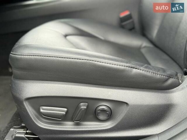 Черный Тойота Камри, объемом двигателя 2.49 л и пробегом 74 тыс. км за 33800 $, фото 32 на Automoto.ua