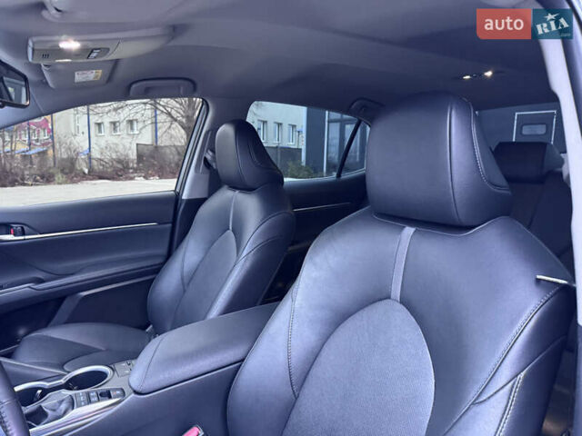 Черный Тойота Камри, объемом двигателя 2.5 л и пробегом 49 тыс. км за 36999 $, фото 32 на Automoto.ua