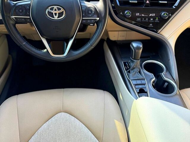 Чорний Тойота Камрі, об'ємом двигуна 2.5 л та пробігом 35 тис. км за 25500 $, фото 4 на Automoto.ua