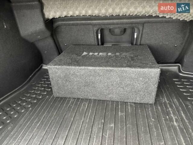 Чорний Тойота Камрі, об'ємом двигуна 2.49 л та пробігом 35 тис. км за 40900 $, фото 33 на Automoto.ua