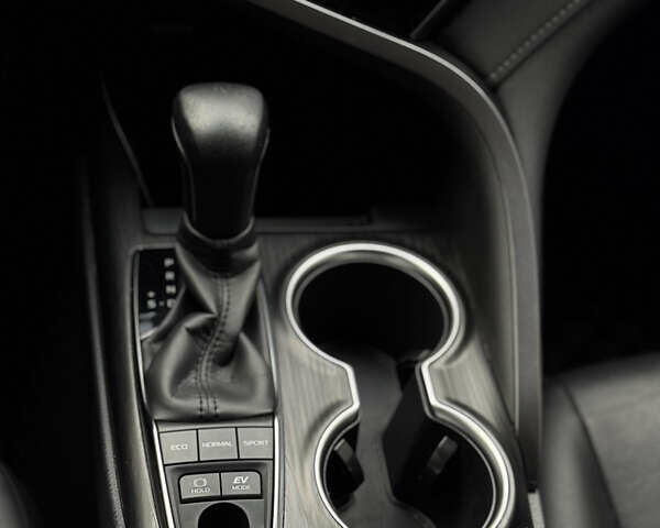 Чорний Тойота Камрі, об'ємом двигуна 2.49 л та пробігом 126 тис. км за 33500 $, фото 3 на Automoto.ua