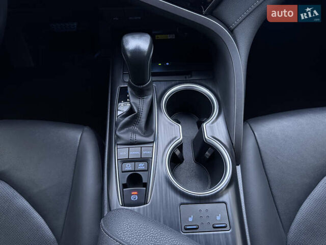 Черный Тойота Камри, объемом двигателя 2.5 л и пробегом 49 тыс. км за 36999 $, фото 52 на Automoto.ua