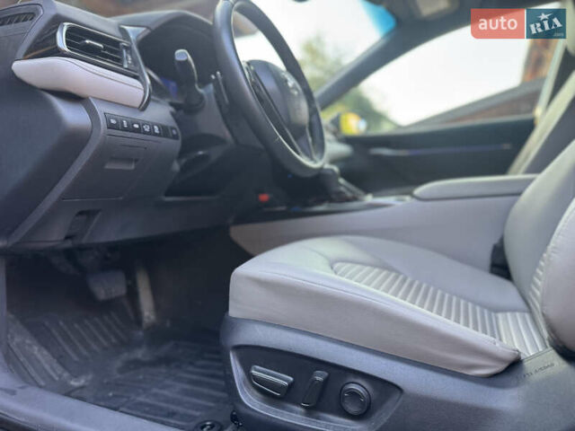 Черный Тойота Камри, объемом двигателя 2.49 л и пробегом 40 тыс. км за 35000 $, фото 14 на Automoto.ua