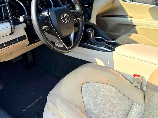 Чорний Тойота Камрі, об'ємом двигуна 2.5 л та пробігом 35 тис. км за 25500 $, фото 5 на Automoto.ua