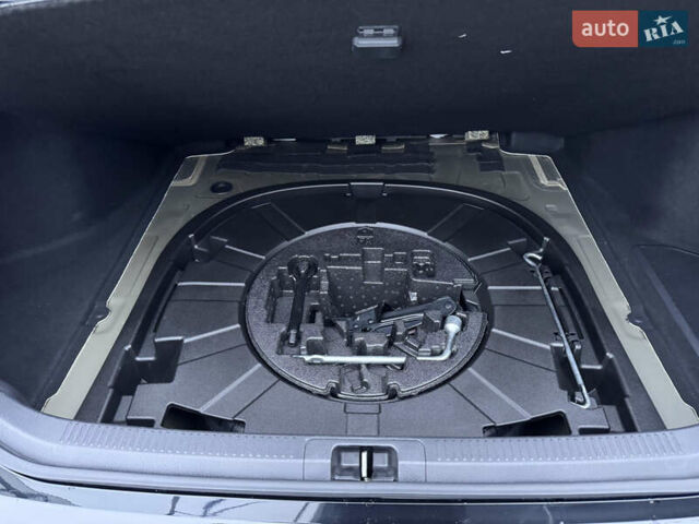 Черный Тойота Камри, объемом двигателя 2.5 л и пробегом 49 тыс. км за 36999 $, фото 56 на Automoto.ua