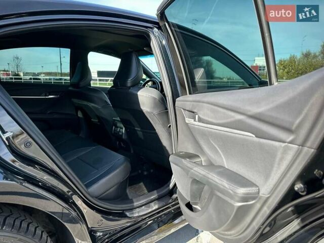 Черный Тойота Камри, объемом двигателя 2.49 л и пробегом 15 тыс. км за 42500 $, фото 72 на Automoto.ua