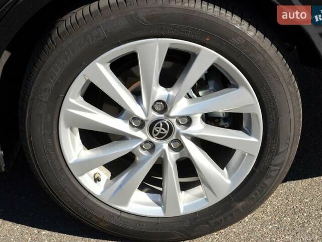 Черный Тойота Камри, объемом двигателя 2.5 л и пробегом 35 тыс. км за 34999 $, фото 17 на Automoto.ua