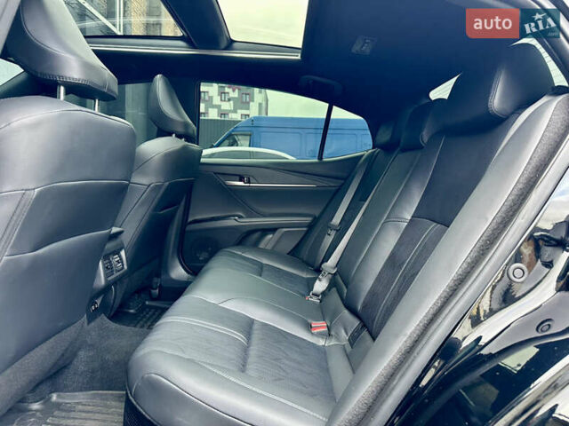 Черный Тойота Камри, объемом двигателя 2.5 л и пробегом 1 тыс. км за 49490 $, фото 34 на Automoto.ua