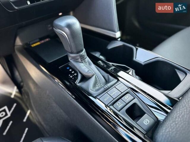 Черный Тойота Камри, объемом двигателя 2.49 л и пробегом 15 тыс. км за 42500 $, фото 45 на Automoto.ua