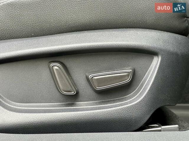 Черный Тойота Камри, объемом двигателя 2.5 л и пробегом 1 тыс. км за 49490 $, фото 44 на Automoto.ua