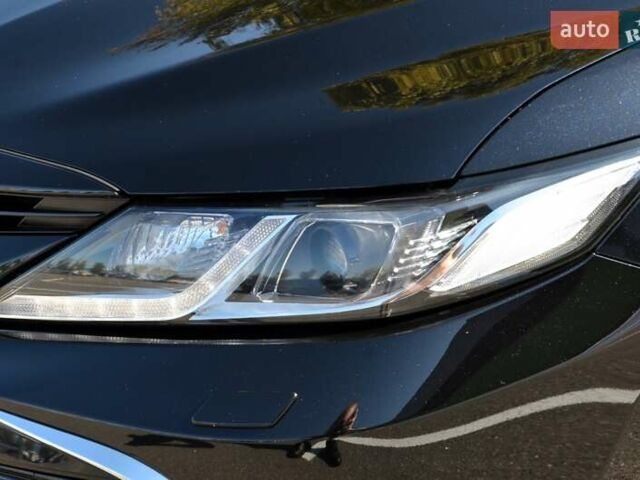 Черный Тойота Камри, объемом двигателя 2.5 л и пробегом 35 тыс. км за 34999 $, фото 12 на Automoto.ua
