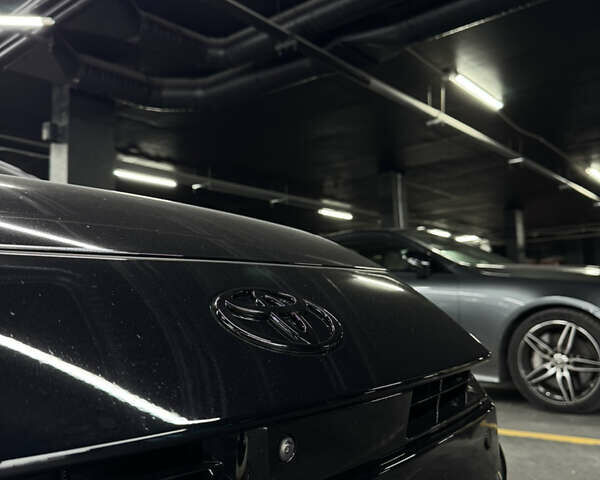 Черный Тойота Камри, объемом двигателя 2.49 л и пробегом 17 тыс. км за 55500 $, фото 2 на Automoto.ua