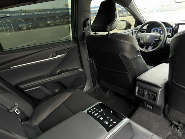 Черный Тойота Камри, объемом двигателя 2.5 л и пробегом 42 тыс. км за 45999 $, фото 4 на Automoto.ua