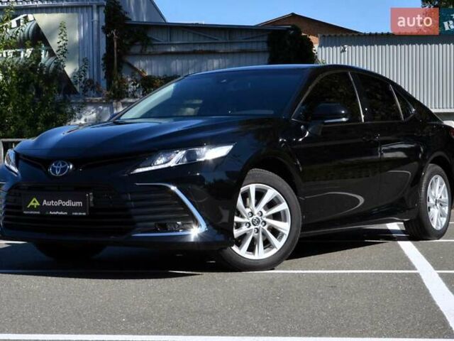 Черный Тойота Камри, объемом двигателя 2.5 л и пробегом 35 тыс. км за 34999 $, фото 3 на Automoto.ua