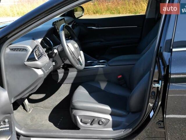 Черный Тойота Камри, объемом двигателя 2.5 л и пробегом 35 тыс. км за 34999 $, фото 20 на Automoto.ua