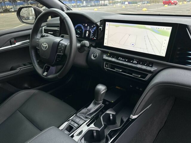 Черный Тойота Камри, объемом двигателя 2.5 л и пробегом 42 тыс. км за 45999 $, фото 2 на Automoto.ua