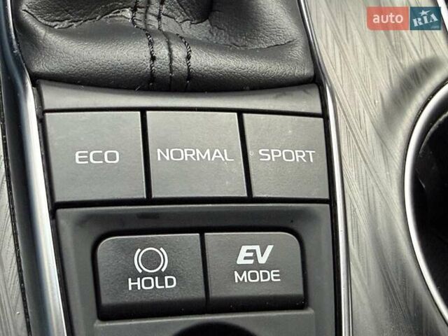 Чорний Тойота Камрі, об'ємом двигуна 2.49 л та пробігом 48 тис. км за 44000 $, фото 44 на Automoto.ua