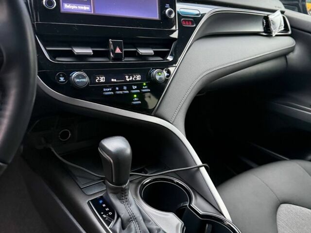 Черный Тойота Камри, объемом двигателя 2.5 л и пробегом 70 тыс. км за 29000 $, фото 6 на Automoto.ua