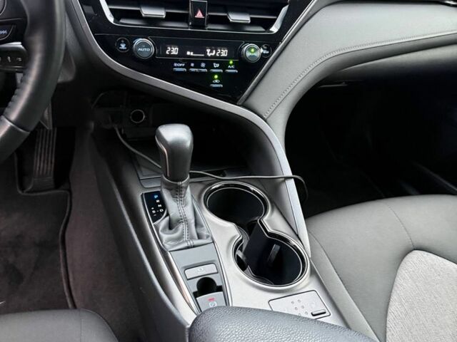 Черный Тойота Камри, объемом двигателя 2.5 л и пробегом 70 тыс. км за 29000 $, фото 5 на Automoto.ua