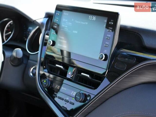 Черный Тойота Камри, объемом двигателя 2.5 л и пробегом 35 тыс. км за 34999 $, фото 29 на Automoto.ua