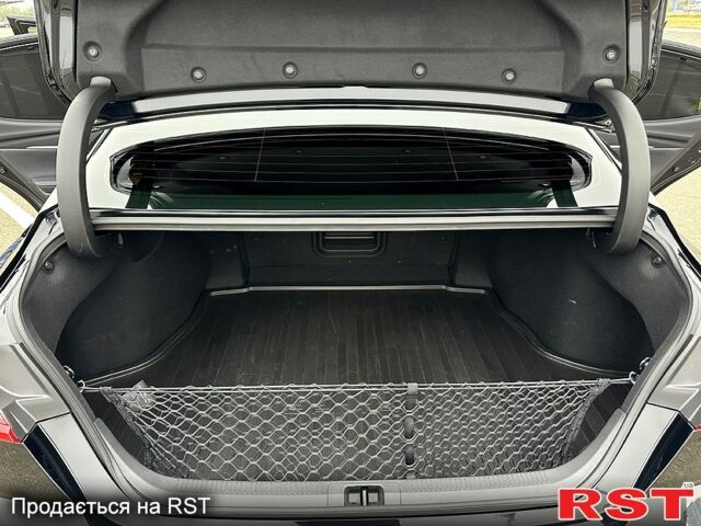 Чорний Тойота Камрі, об'ємом двигуна 2.5 л та пробігом 42 тис. км за 45999 $, фото 13 на Automoto.ua