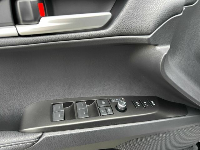 Черный Тойота Камри, объемом двигателя 2.5 л и пробегом 42 тыс. км за 45999 $, фото 13 на Automoto.ua