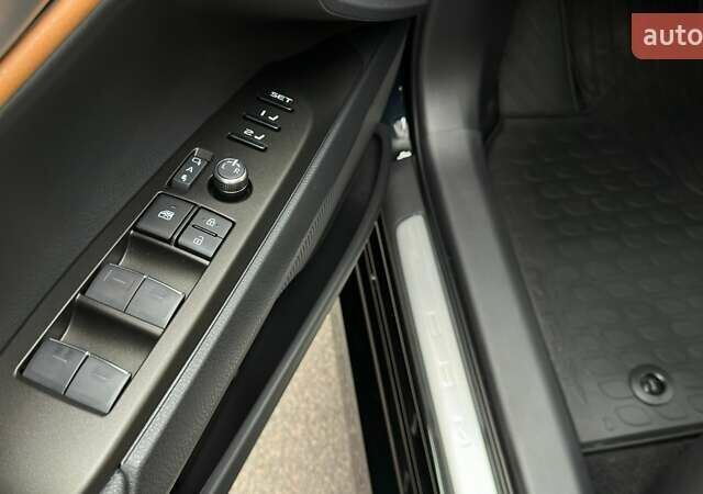 Чорний Тойота Камрі, об'ємом двигуна 2.49 л та пробігом 1 тис. км за 52000 $, фото 16 на Automoto.ua
