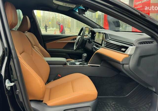 Чорний Тойота Камрі, об'ємом двигуна 2.49 л та пробігом 1 тис. км за 52000 $, фото 5 на Automoto.ua