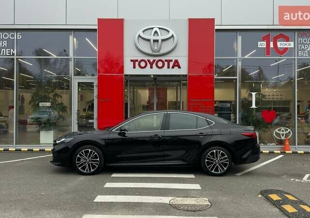 Чорний Тойота Камрі, об'ємом двигуна 2.49 л та пробігом 1 тис. км за 52000 $, фото 2 на Automoto.ua