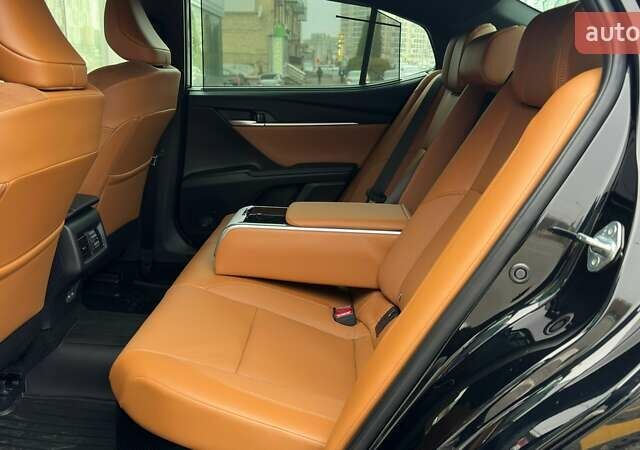 Чорний Тойота Камрі, об'ємом двигуна 2.49 л та пробігом 1 тис. км за 52000 $, фото 14 на Automoto.ua