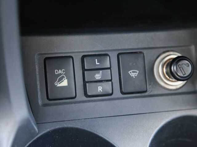 Тойота Камри 2006 в Харькове на Automoto.ua Черный Тойота Камри, объемом двигателя 2 л и пробегом 170 тыс. км за 10000 $, фото 17 на Automoto.ua