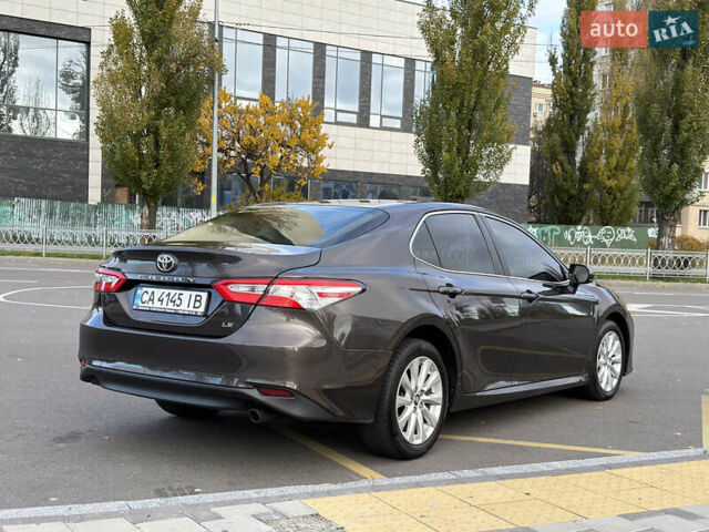 Тойота Камрі 2017 у Києві на Automoto.ua Коричневий Тойота Камрі, об'ємом двигуна 2.49 л та пробігом 179 тис. км за 15800 $, фото 4 на Automoto.ua