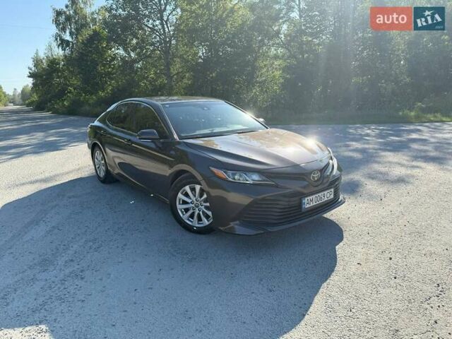 Коричневий Тойота Камрі, об'ємом двигуна 2.49 л та пробігом 155 тис. км за 19999 $, фото 2 на Automoto.ua