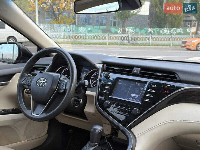 Тойота Камрі 2017 у Києві на Automoto.ua Коричневий Тойота Камрі, об'ємом двигуна 2.49 л та пробігом 179 тис. км за 15800 $, фото 9 на Automoto.ua